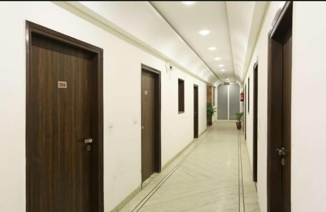 Basoya Farm 2Bhk Villla With Pool - 10 Min Away From Chattarpur Faridabad Buitenkant foto
